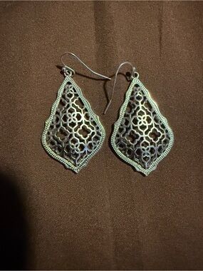 Kendra Scott Addie Earrings